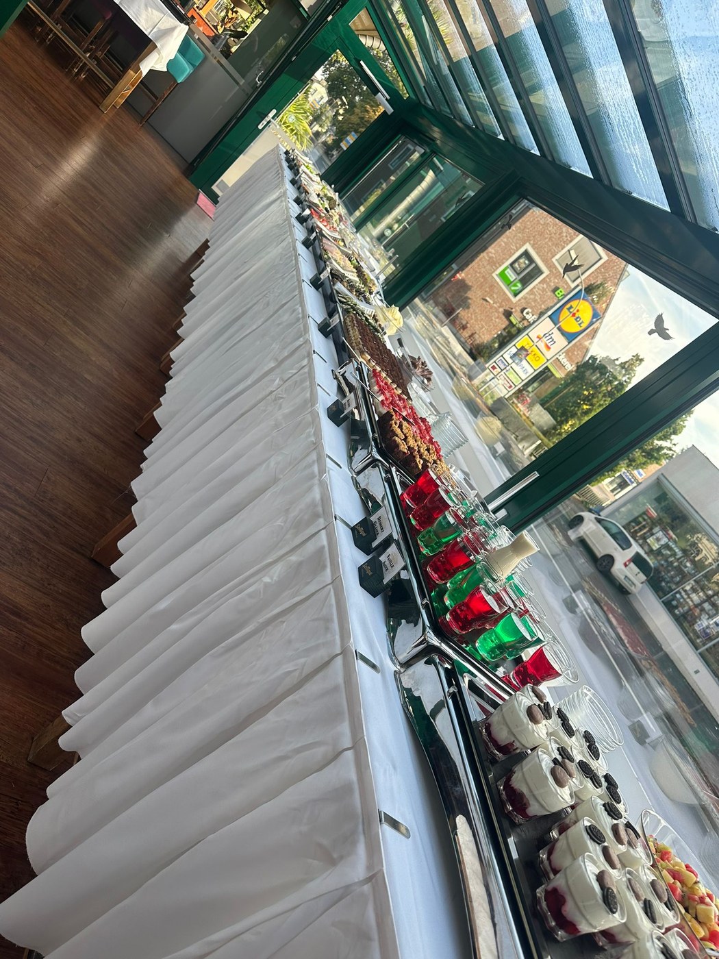Dessertauswahl beim Brunch